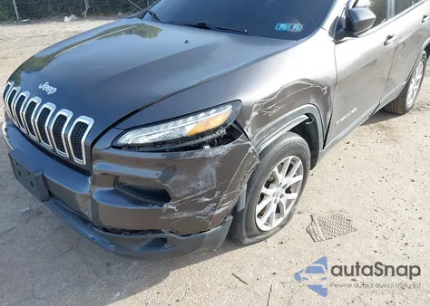 2017 Jeep Cherokee Latitude 4X4 из США, поврежденный, VIN 1C4PJMCS9HW531822